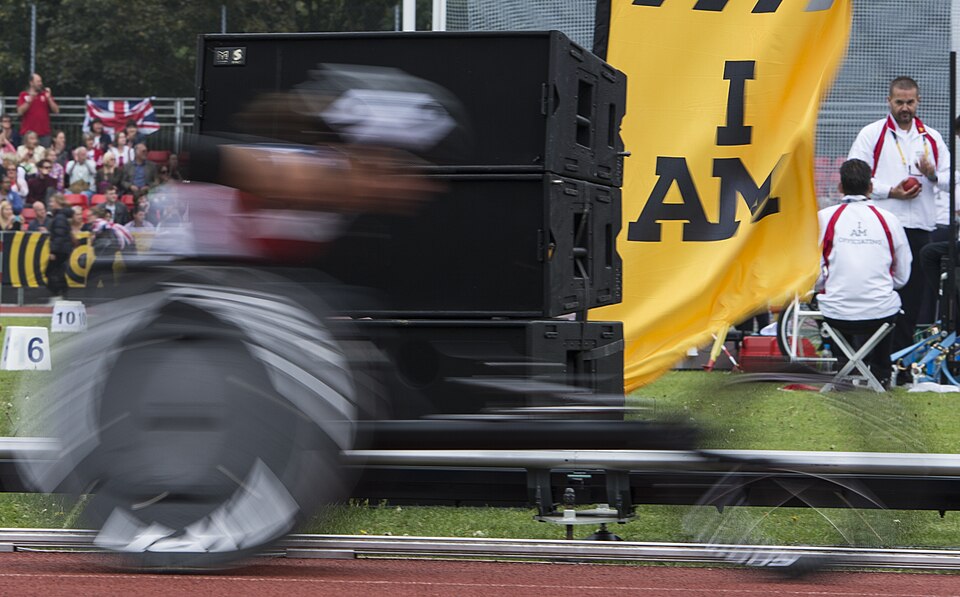 Illustration: Daily Nutrition & Sleep: Building Recovery Foundations